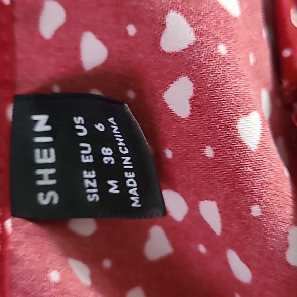 Heart Patrerned Top - Picture 7 of 7